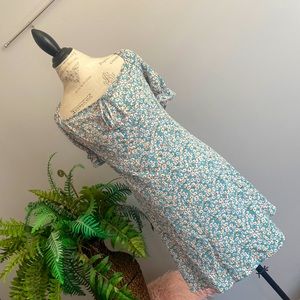 Shein 2XL Floral Dress Ruffle Sleeve Zip Up Back Self Tie at Bust